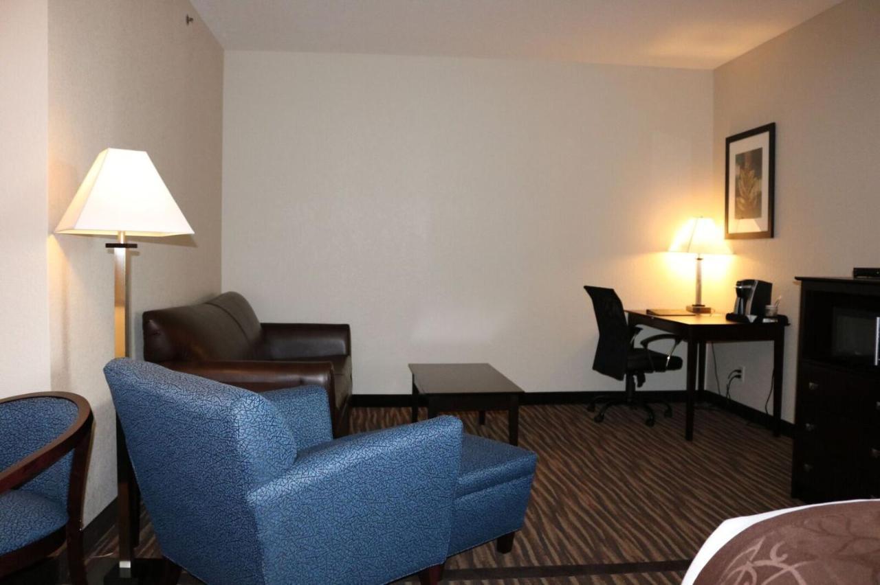 Cobblestone Inn & Suites Maryville Exterior foto